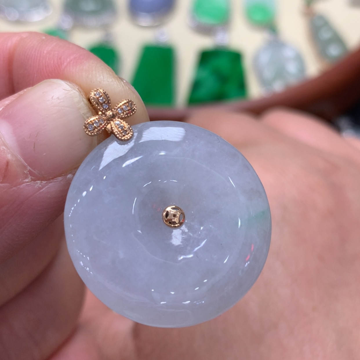 【闪购商品】翡翠颈饰18K金镶嵌平安扣