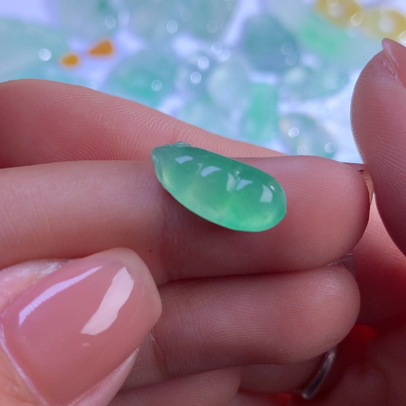 【闪购商品】翡翠颈饰未镶嵌缅甸