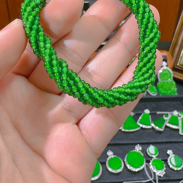 翡翠吊坠(赠链)银S925镶嵌理****菲翡翠