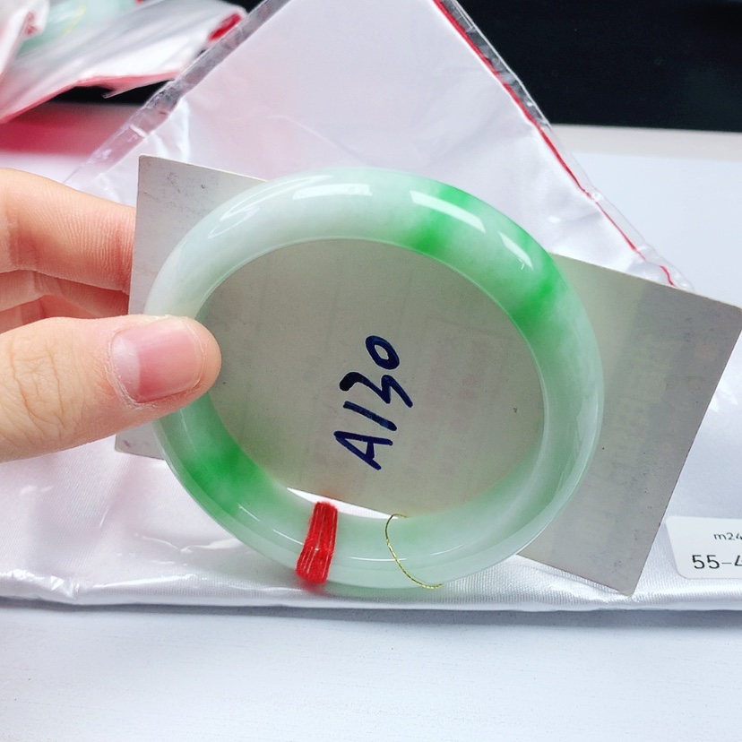 【闪购商品】翡翠手镯未镶嵌天然缅甸a货手镯55