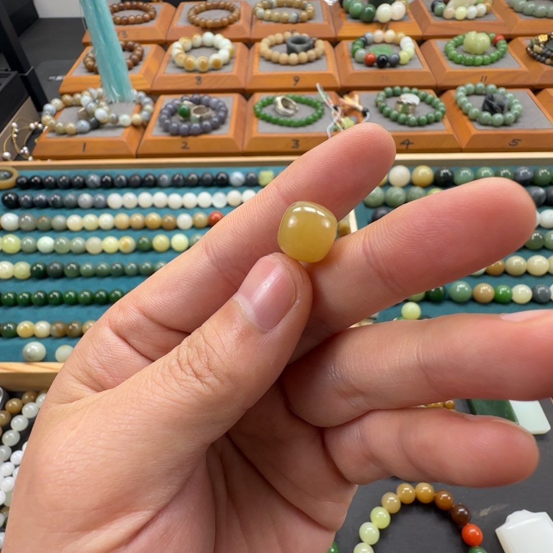 和田玉单珠未镶嵌