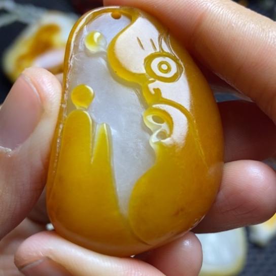 和田玉颈饰未镶嵌