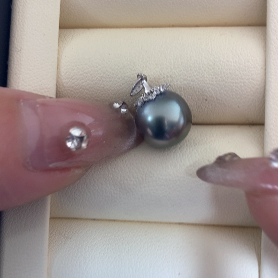 海水珍珠颈饰18K金镶嵌