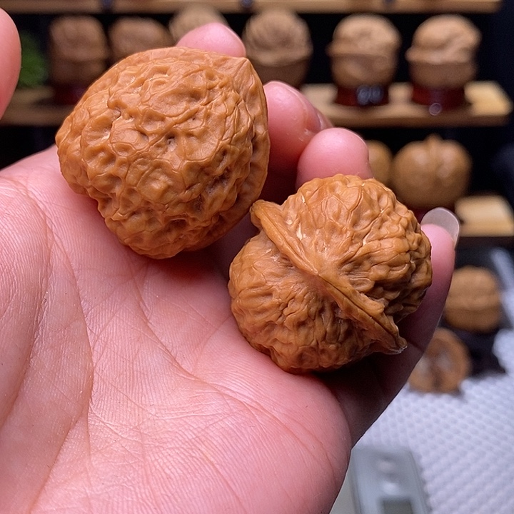 文玩核桃吊坠公子帽70