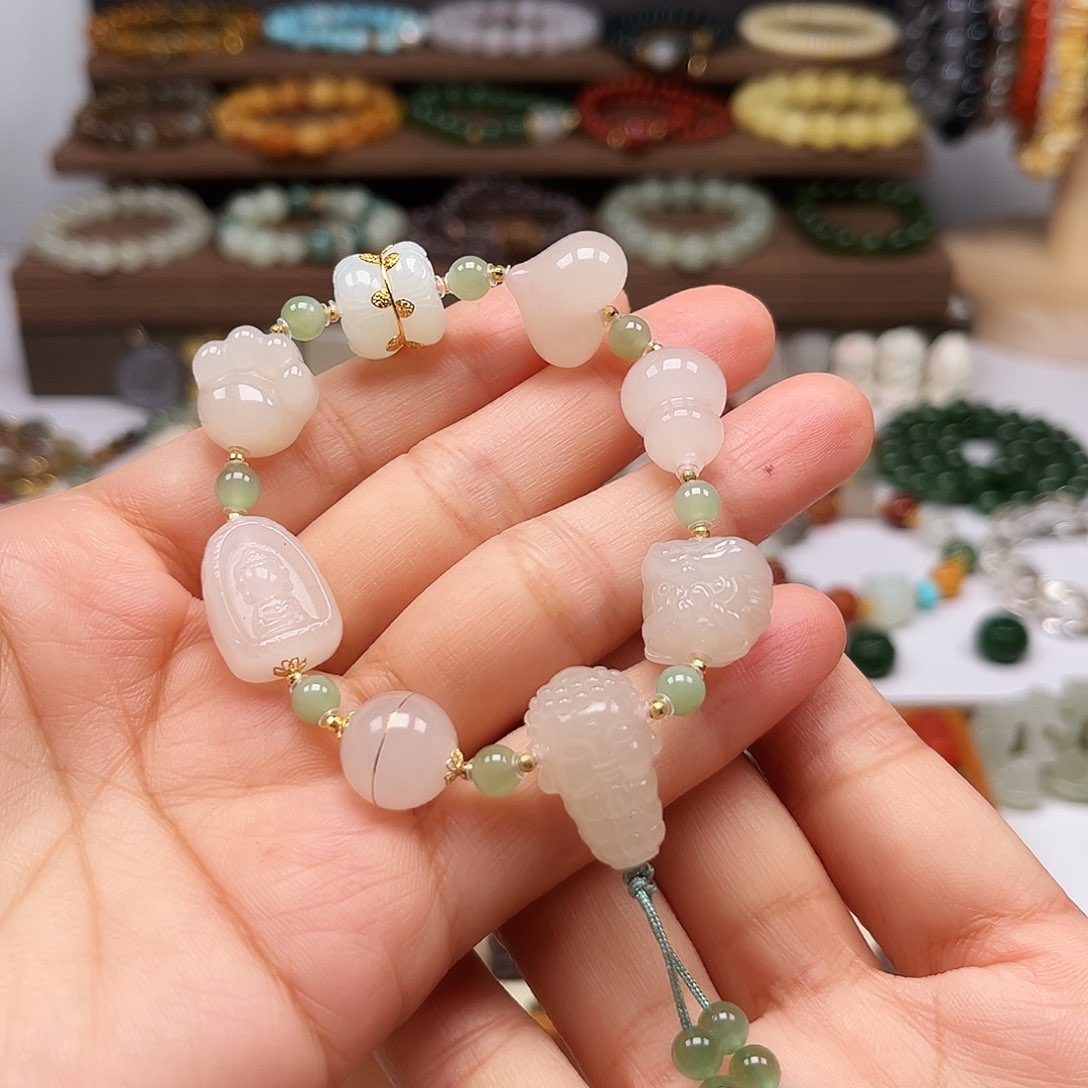 手链18K金镶嵌和田玉藕粉k金单圈手串