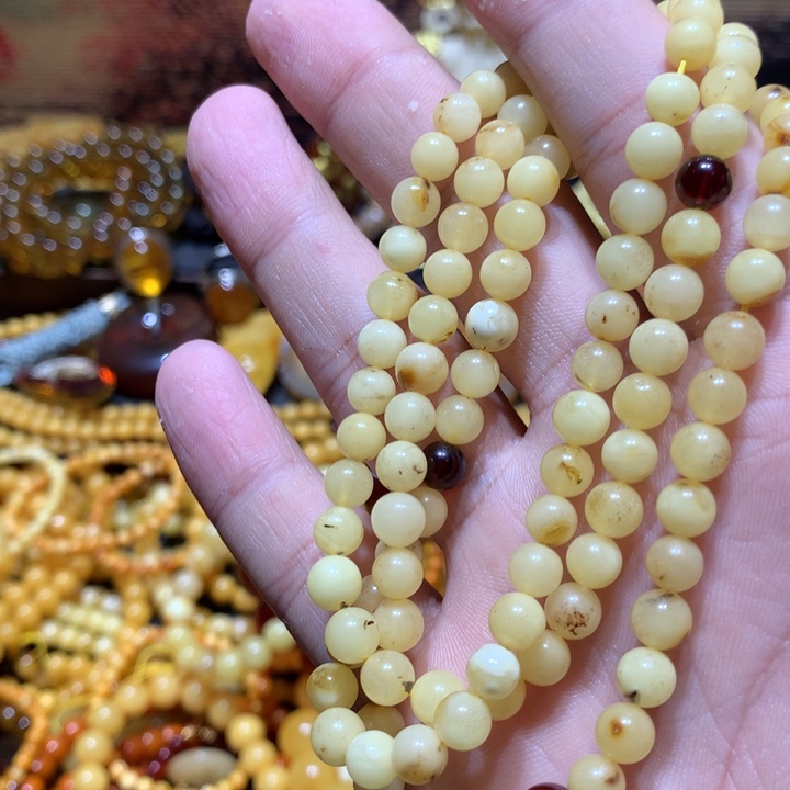 用***1琥珀未镶嵌珠宝奇石