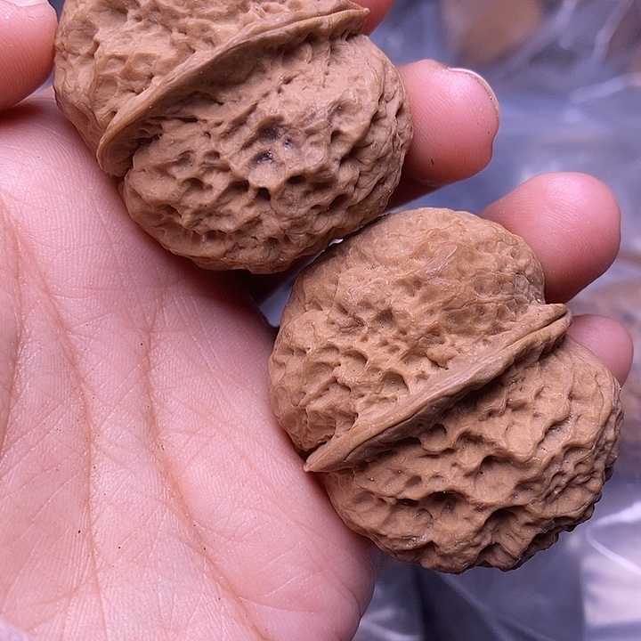 ****史文玩核桃把件  154