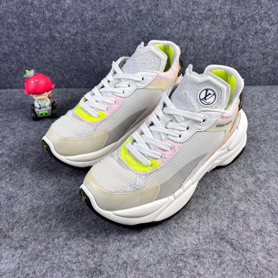 95新 LouisVuitton/路易威登 LRUN 55运动鞋 35.5码 95新 YLP1494