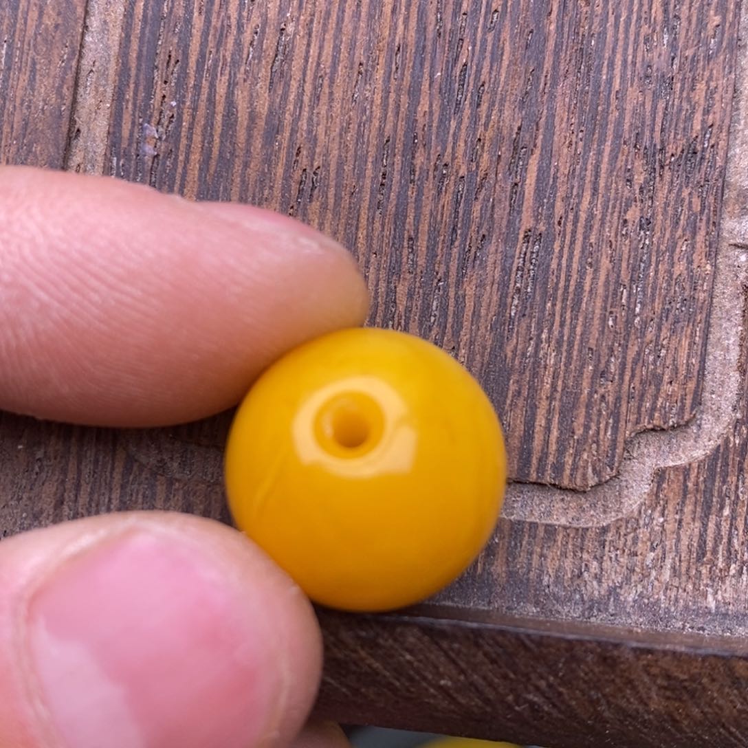 蜜蜡珠宝奇石未镶嵌