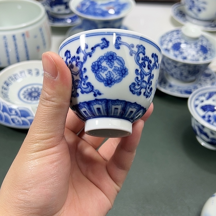 微瑕柴窑点工花团锦簇直口杯