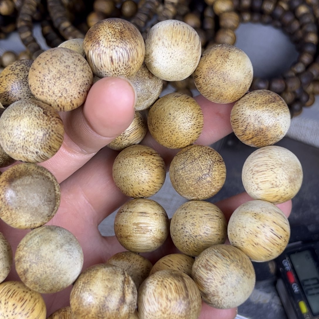 沉香沉香碎屑海南板头麻丝油1.8单圈