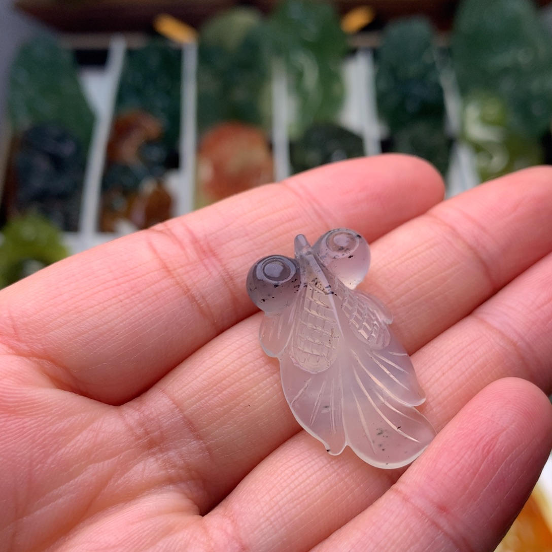 蛇纹石玉未镶嵌挂件金鱼