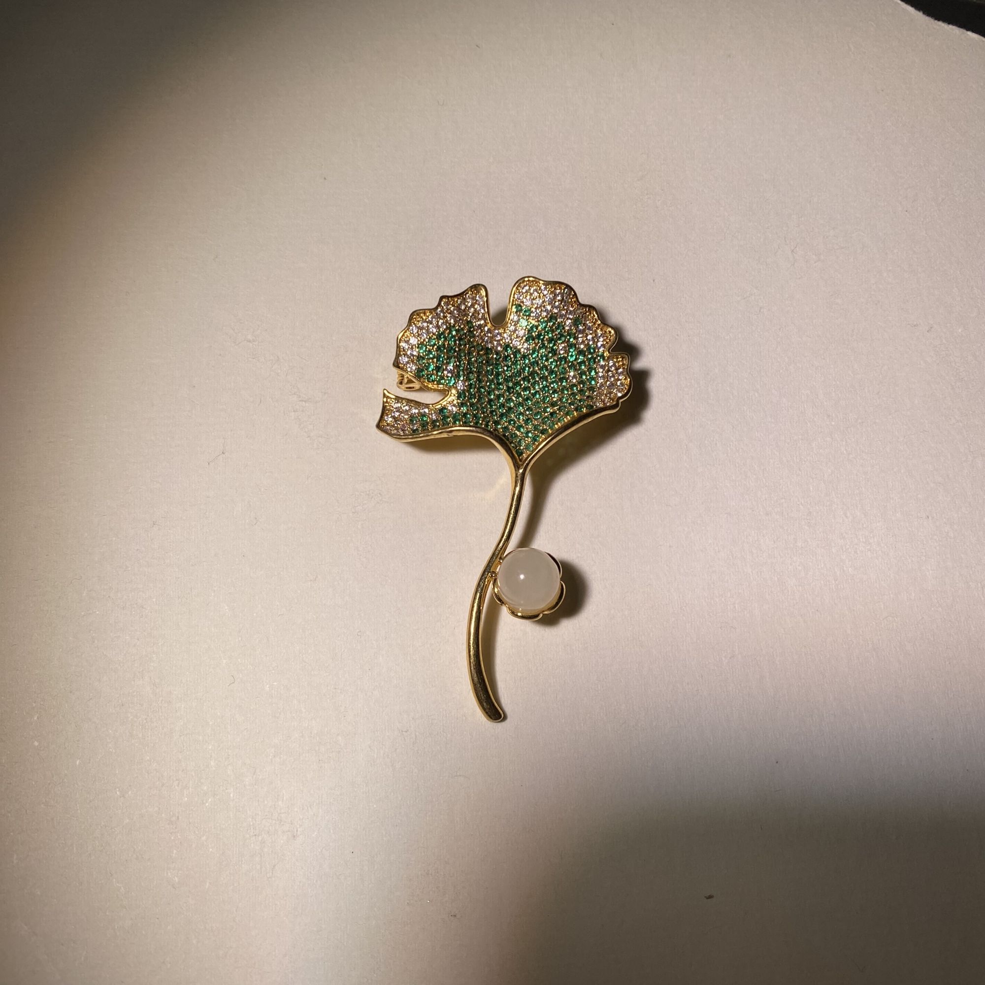 和田玉幸好有你胸针