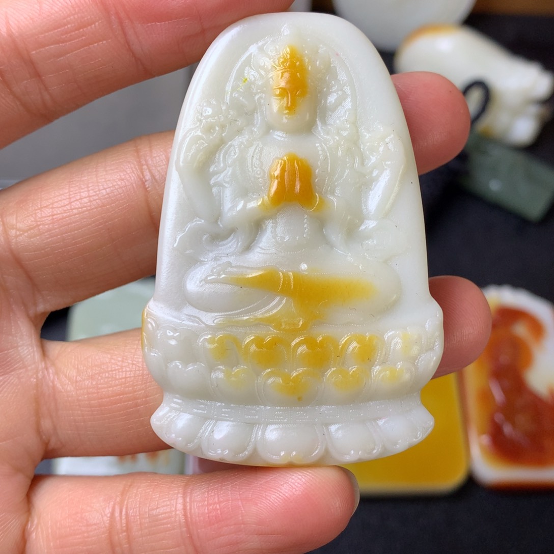 和田玉颈饰未镶嵌