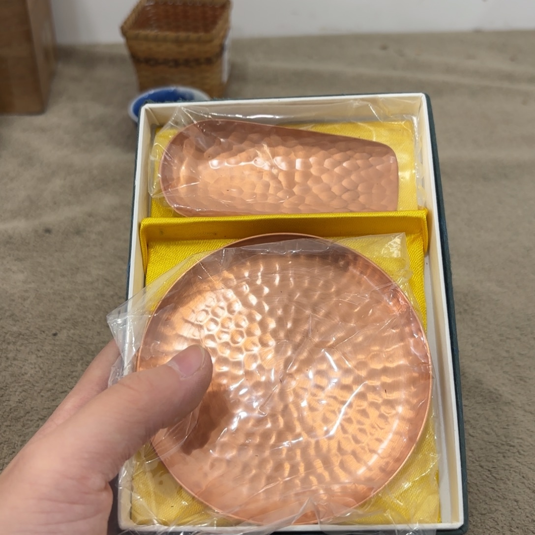 瓷片非常好看漂亮的物品 