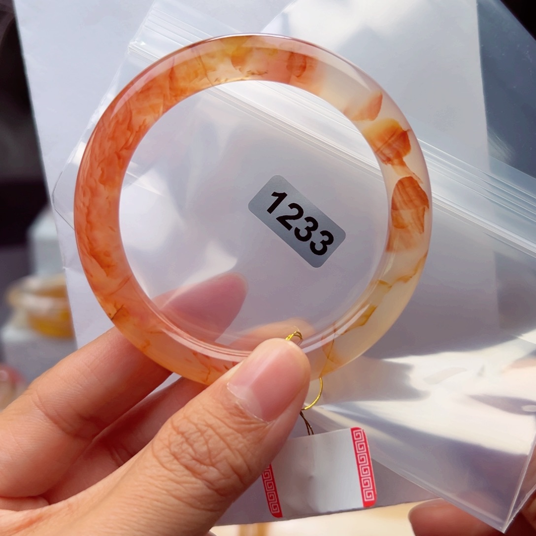 玛瑙/玉髓手镯未镶嵌娇****娇