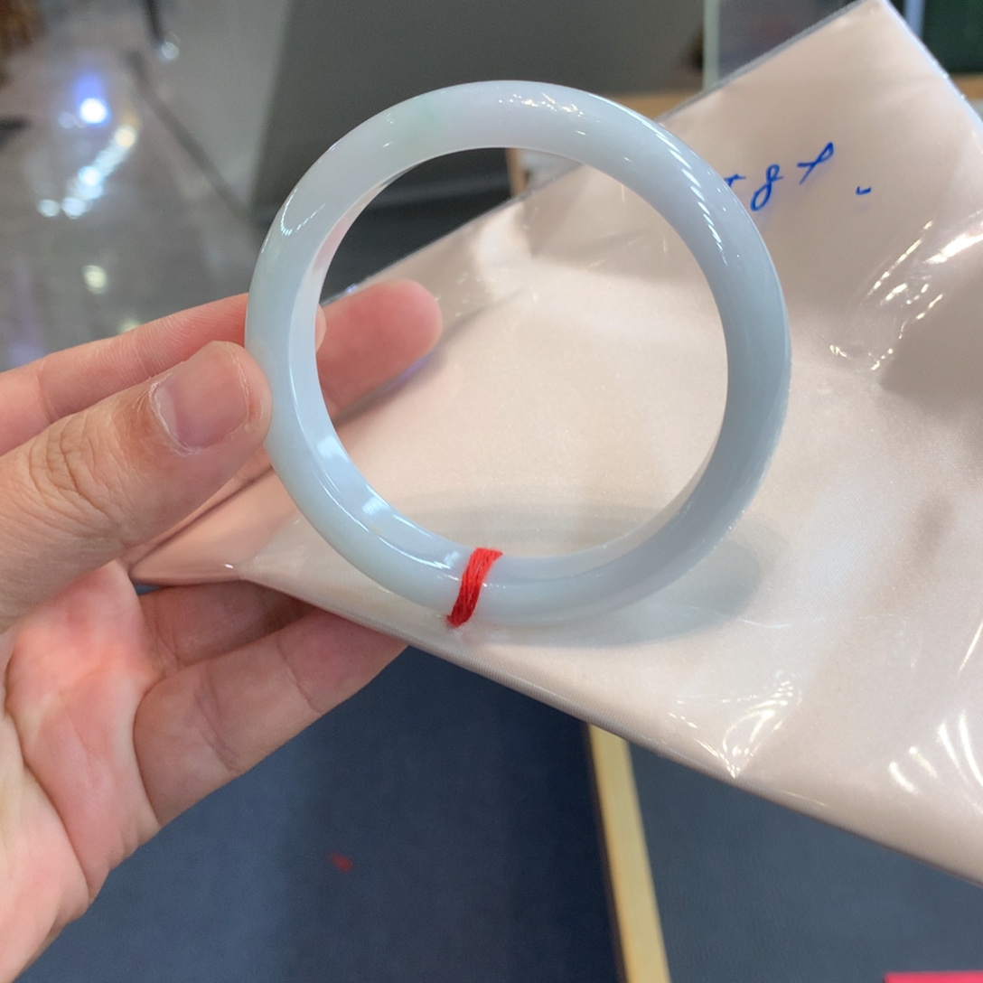 翡翠未镶嵌手镯手镯