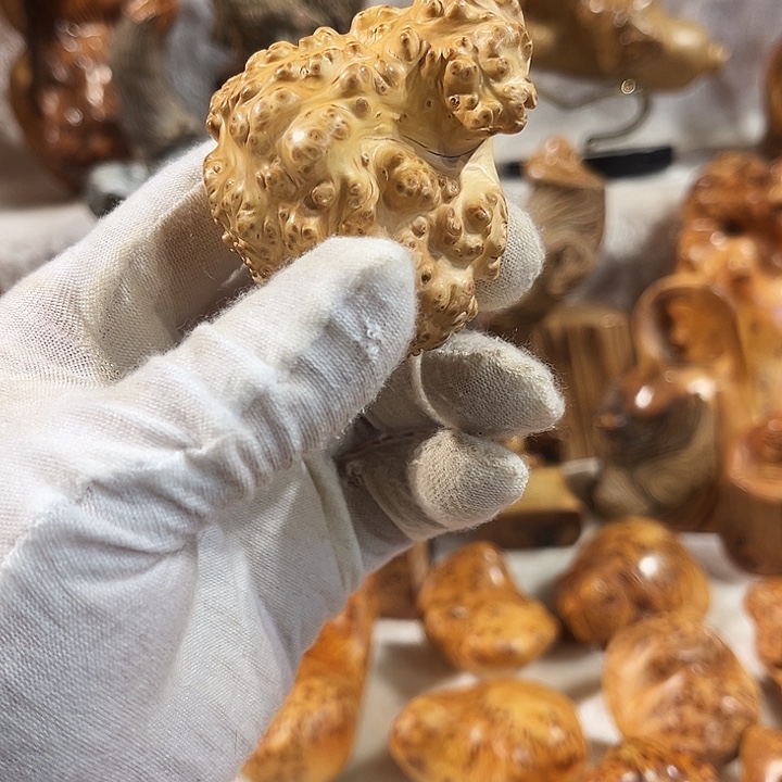 林***柏木太行崖柏刺瘤花把件