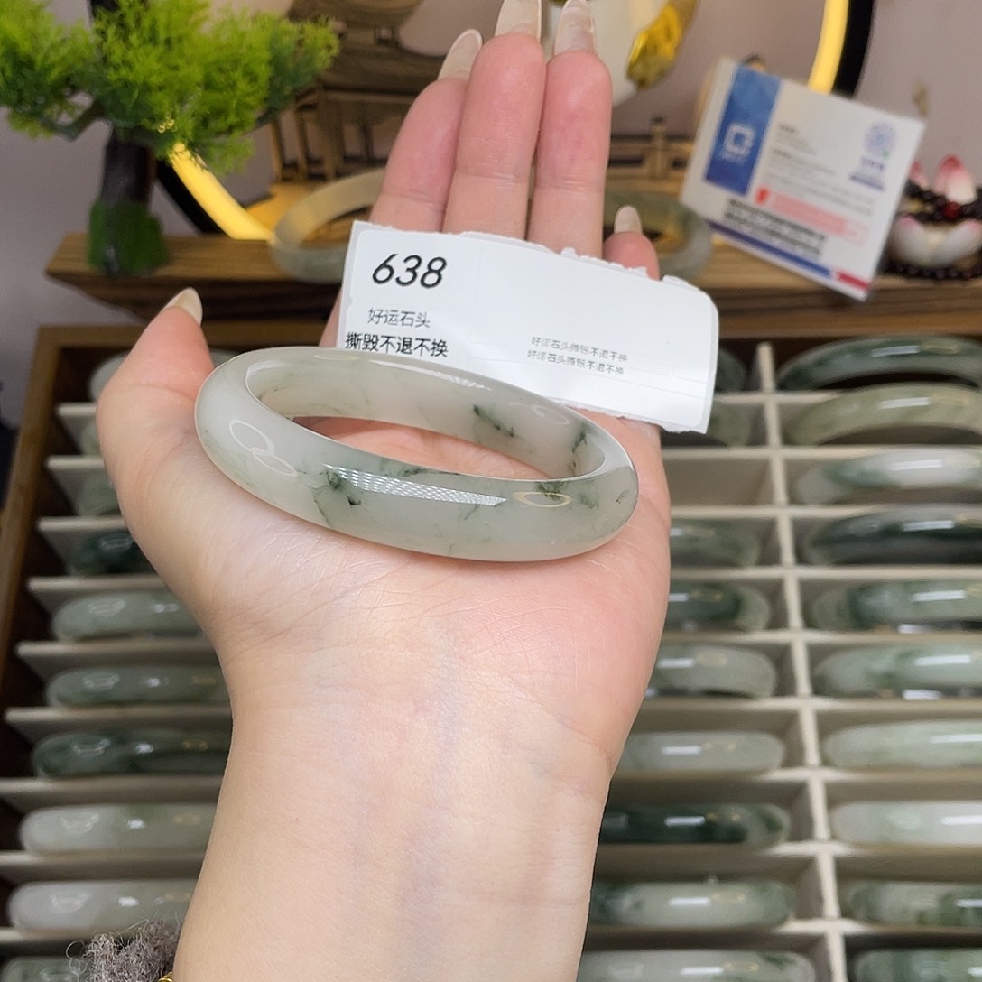石英质玉未镶嵌手镯638
