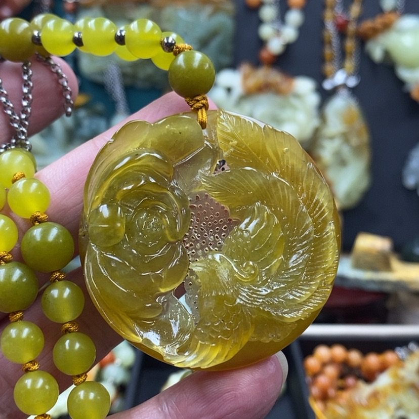 【闪购商品】蛇纹石玉吊坠未镶嵌