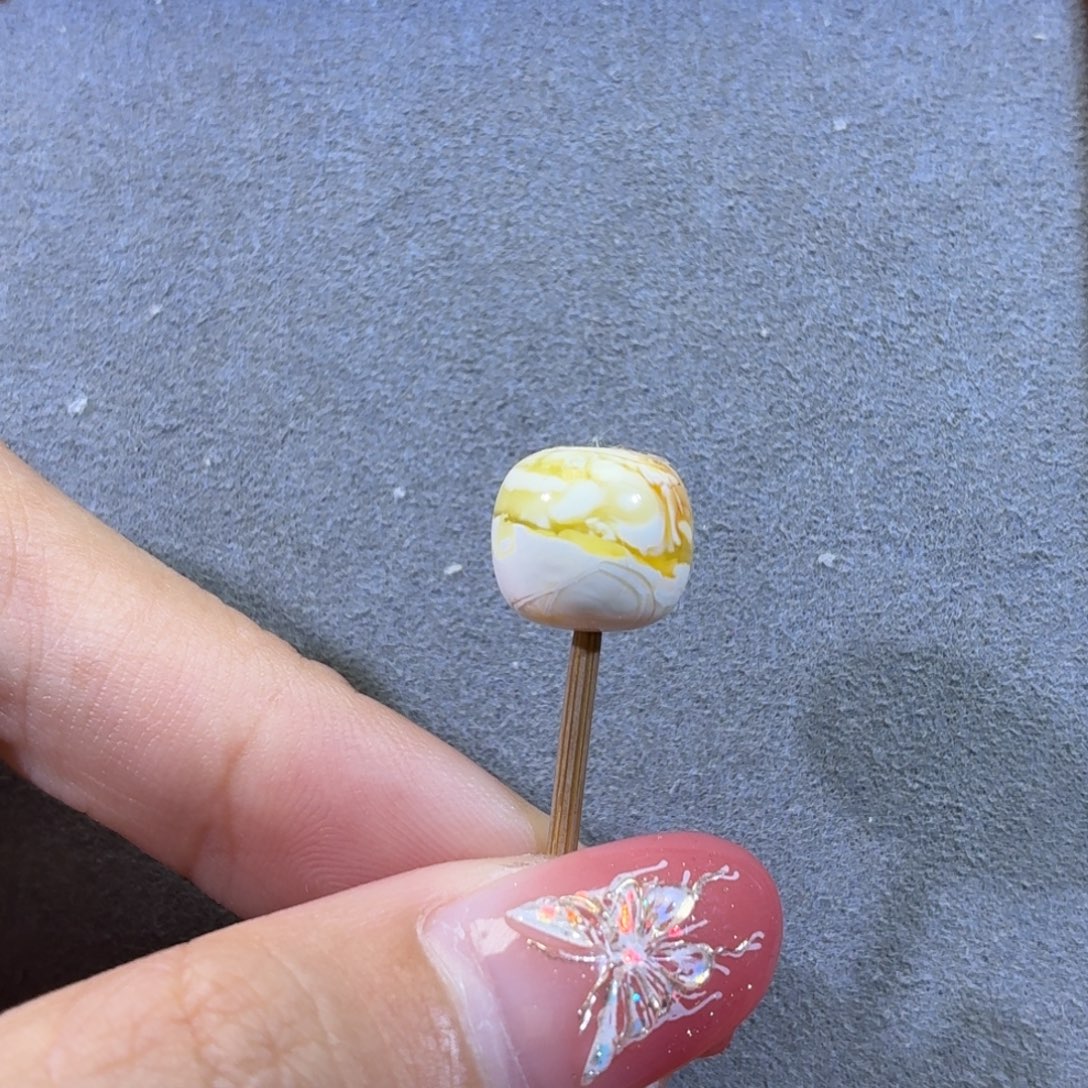 琥珀未镶嵌裸石天然