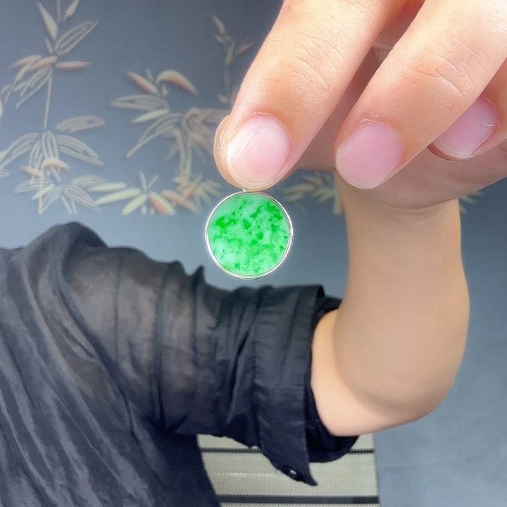吊坠(不含链)银S925镶嵌翡翠特价