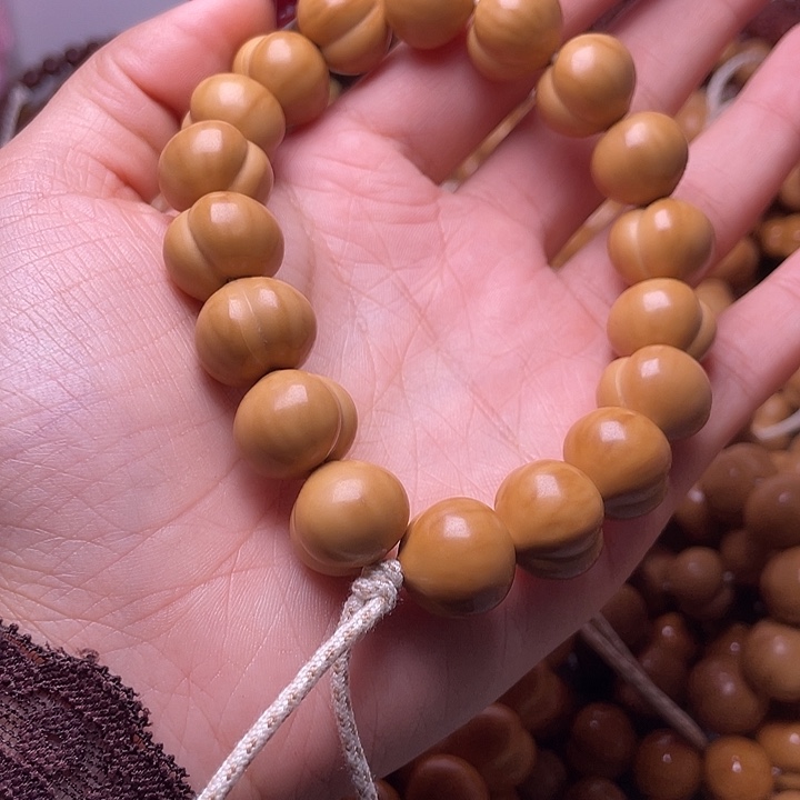 手串猴头核桃16尺寸镜面柯基屁桃手持全品无暇