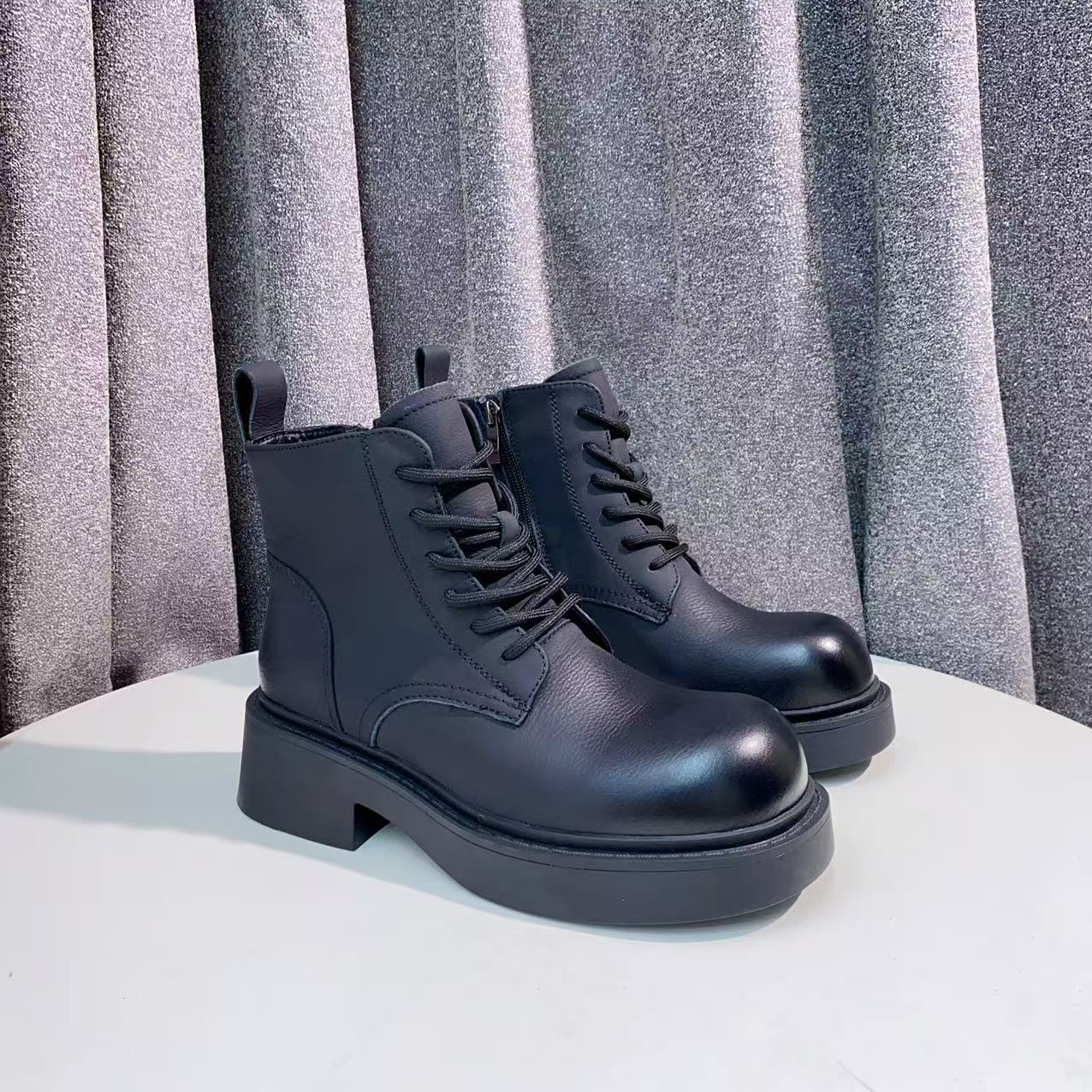 【表弟严选】C375 黑色 高端粗跟圆头真皮厚底短靴 马丁靴