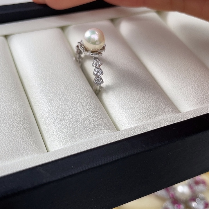 银S925镶嵌海水珍珠戒指