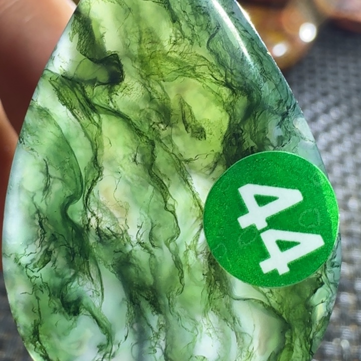 游***郭玛瑙/玉髓未镶嵌颈饰