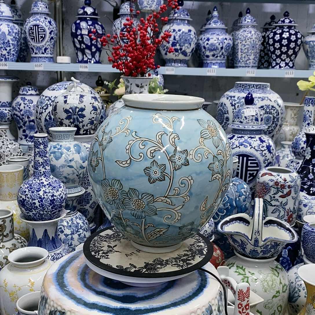 【闪购商品】摆件大肚瓶瓷器摆件…………………………