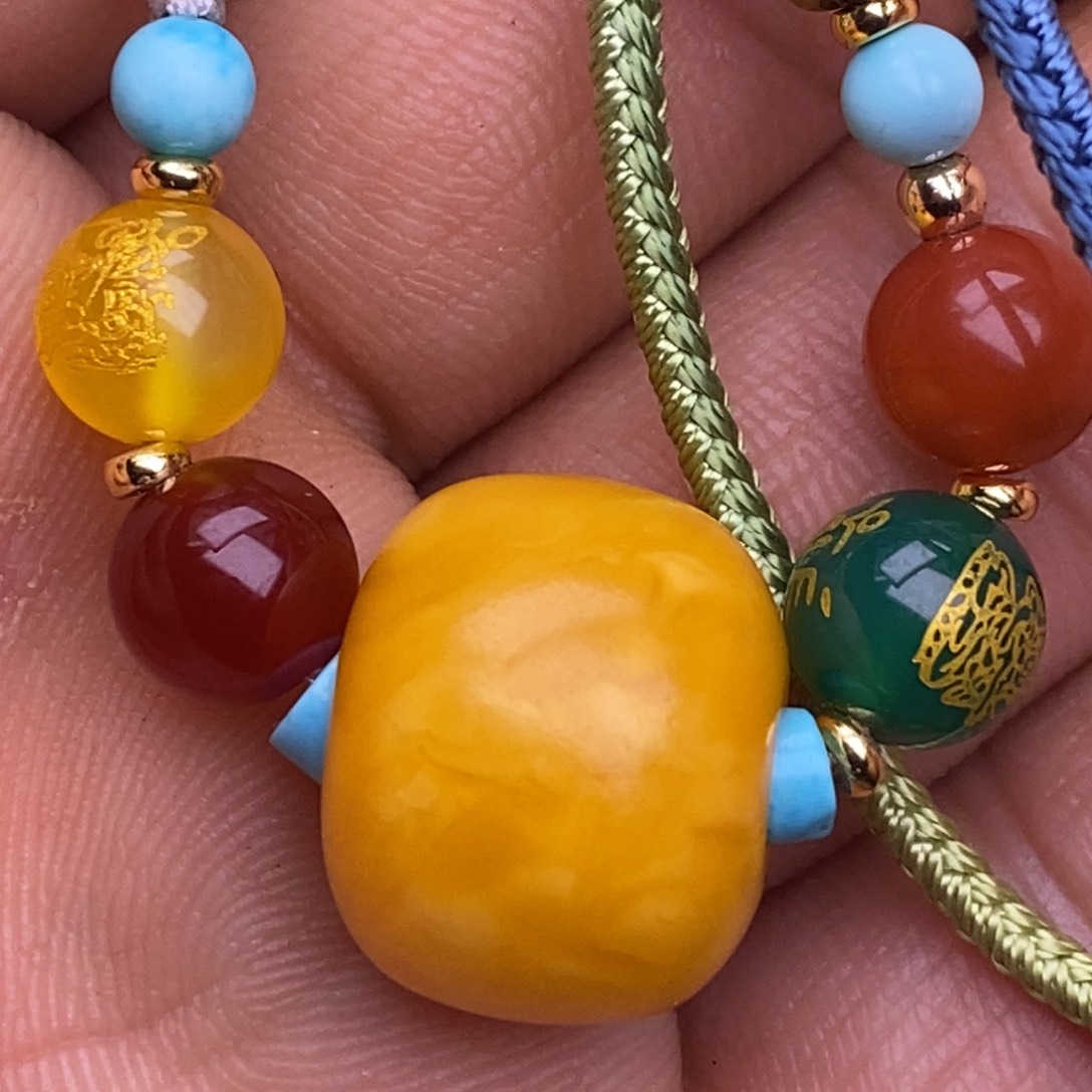 蜜蜡珠宝奇石未镶嵌