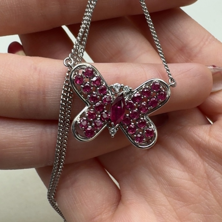 红宝石颈饰未镶嵌