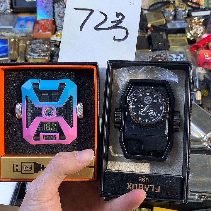 ****年72号两个打火机火火