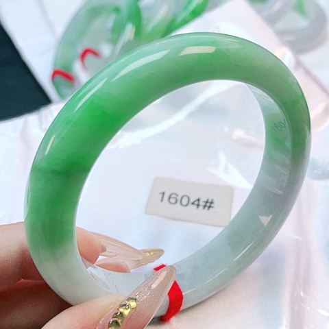 未镶嵌手镯翡翠1604