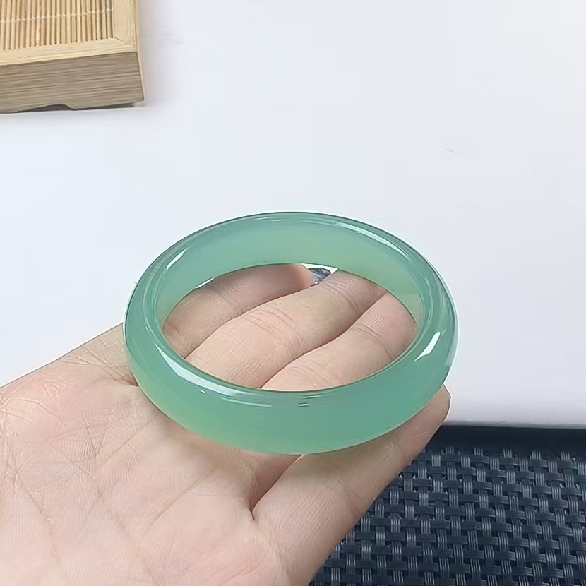 蓝水常精美雕刻气质男女同款百搭精致奇石