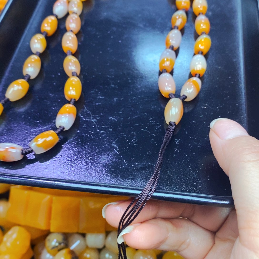 未镶嵌石英质玉（黄龙玉）吊坠(不含链)