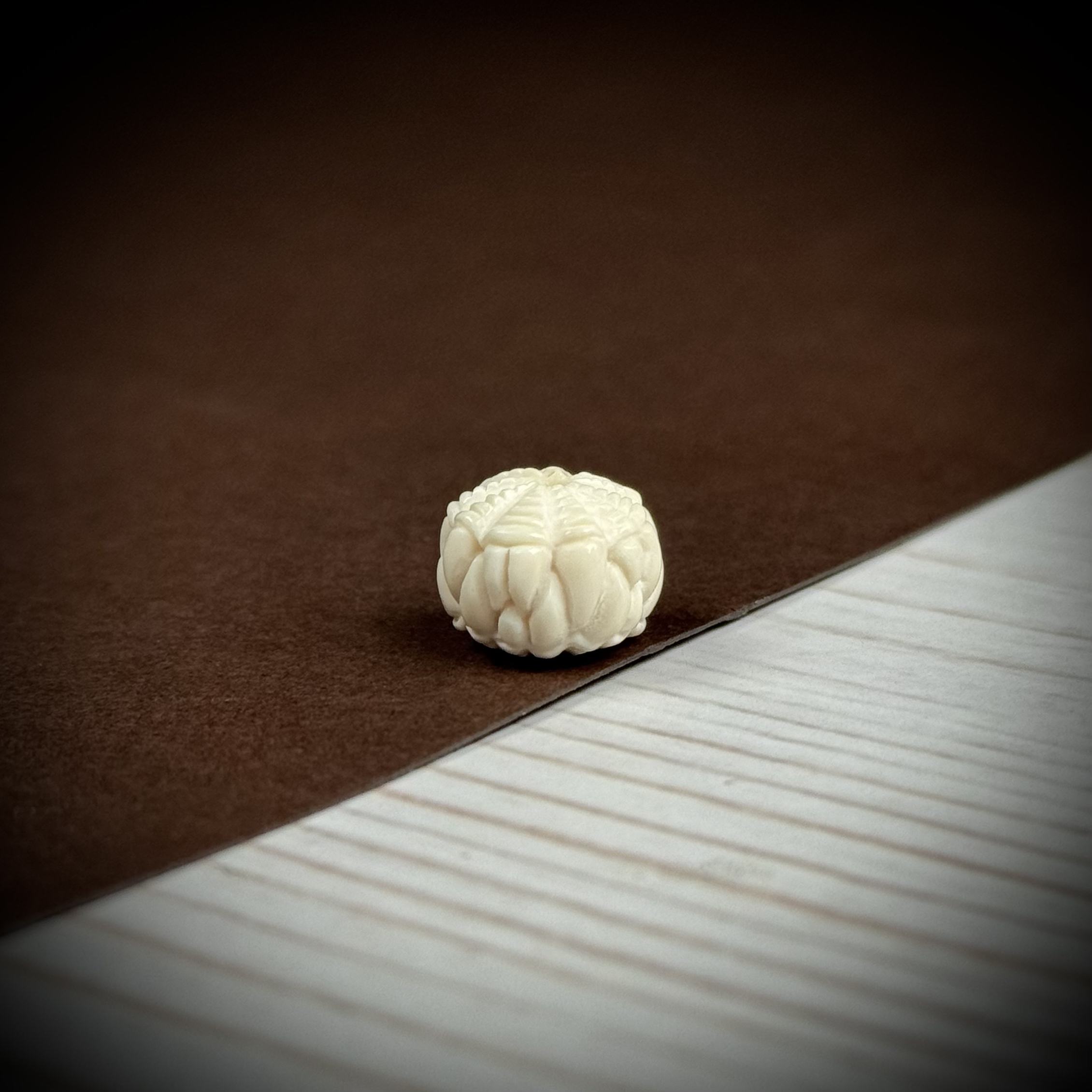 D80-31天然猛犸牙 吞噬珠约12*10mm支持复检假一罚十