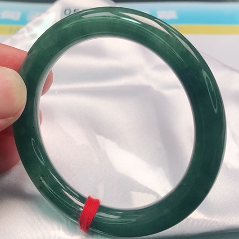 翡翠手镯未镶嵌0552号