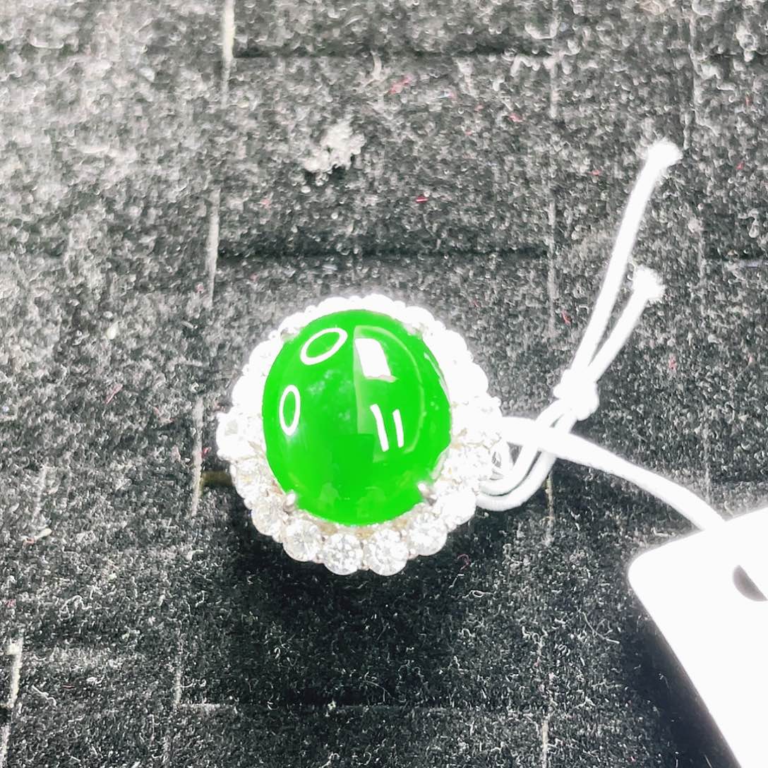 翡翠未镶嵌颈饰65