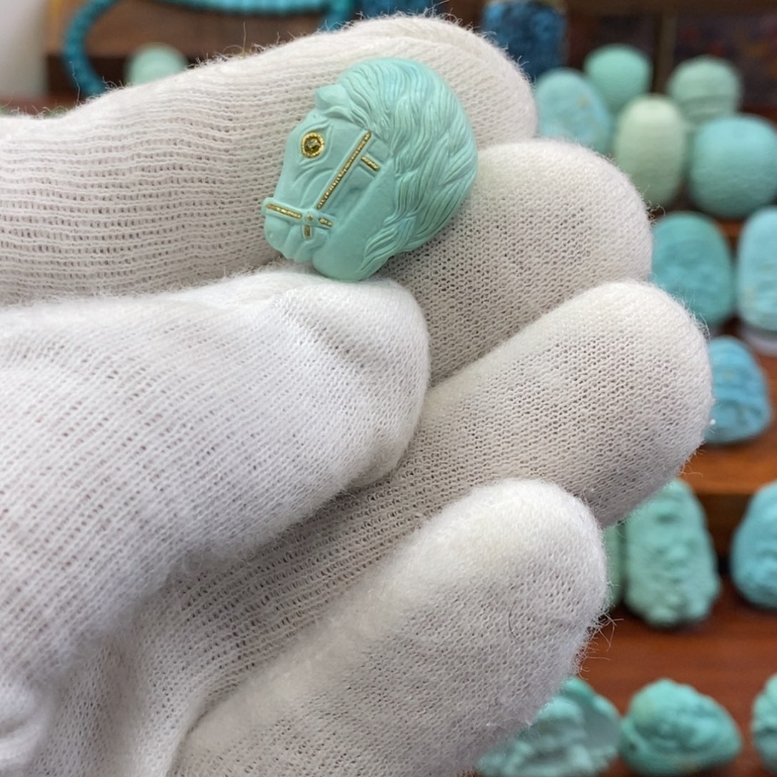 绿松石未镶嵌珠宝奇石