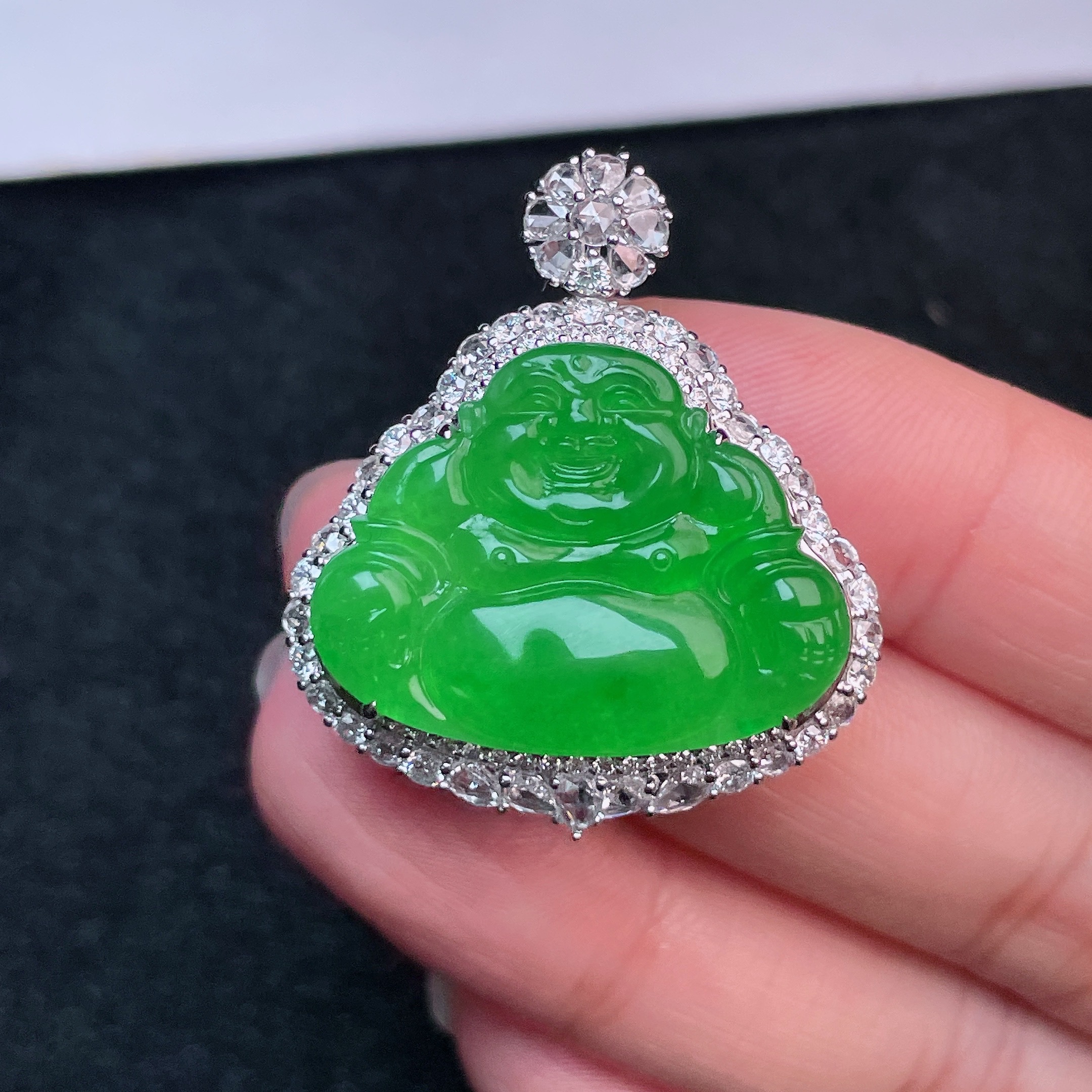 天然缅甸A货翡翠满绿18k佛公吊坠