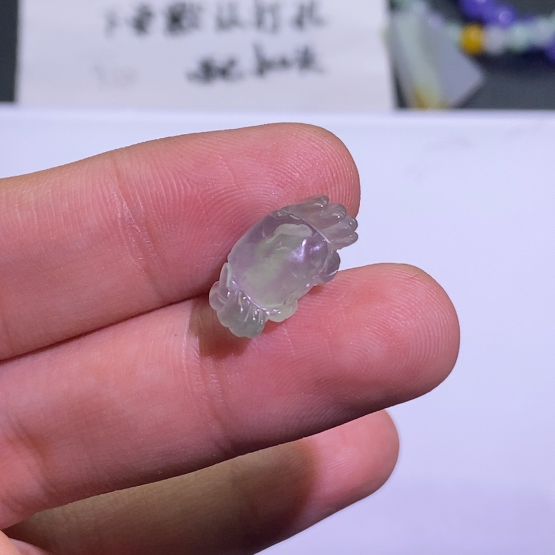 翡翠未镶嵌颈饰吊坠