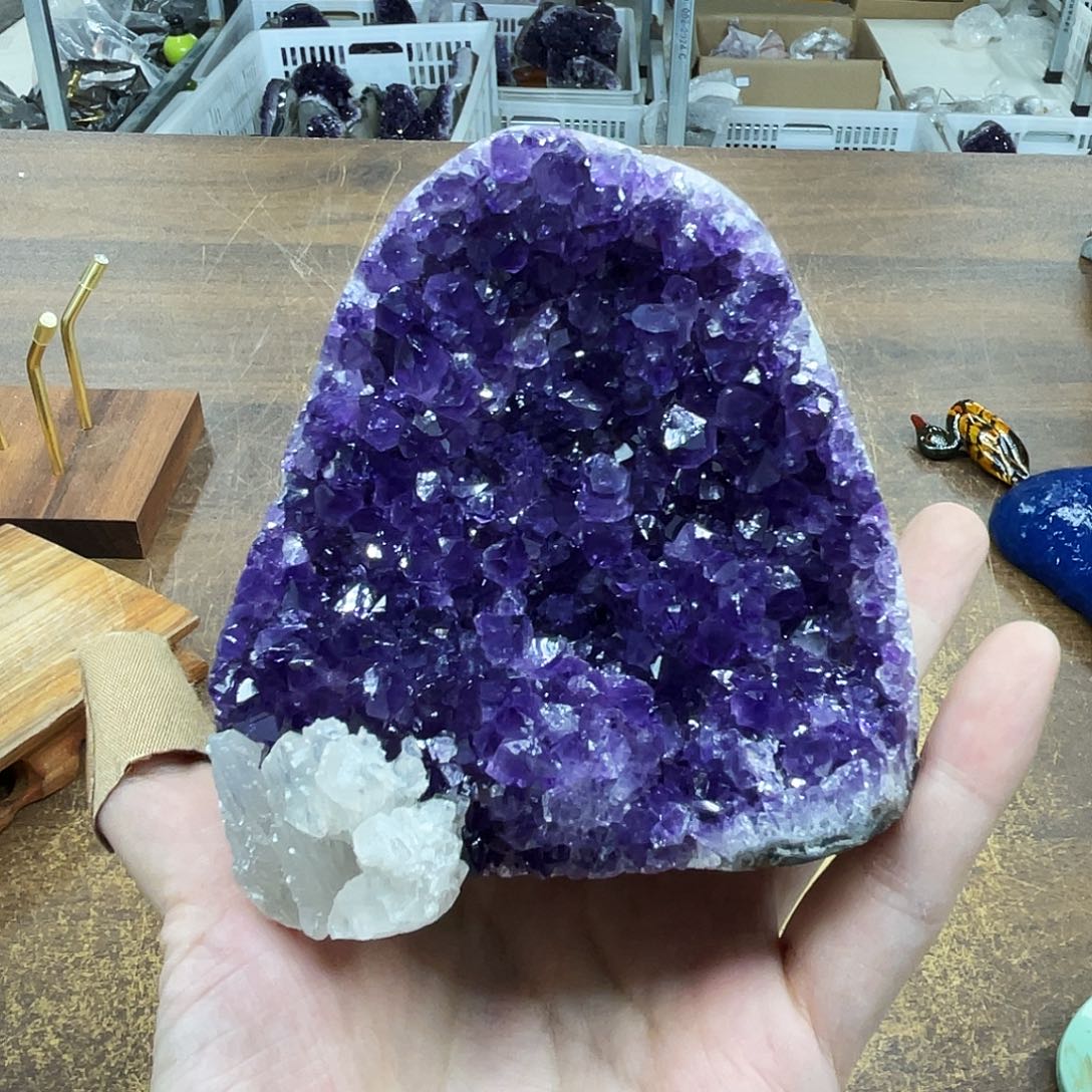 未镶嵌摆件紫晶晶体