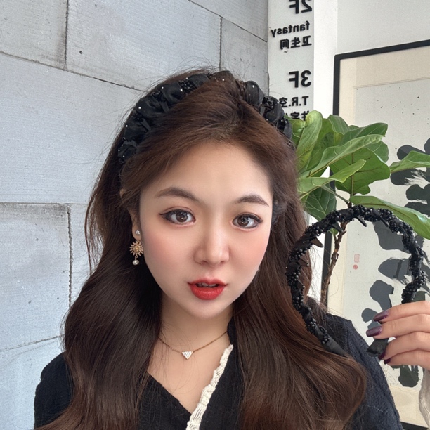 【路易斯发箍】2025新款颅顶蓬松显脸小手工串珠气质防滑发箍