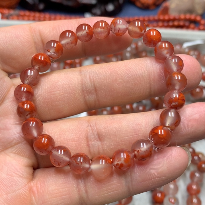 南红玛瑙手串未镶嵌8mm