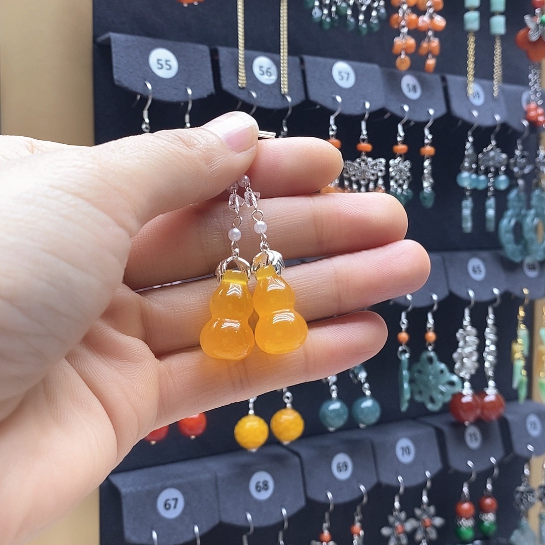 玛瑙/玉髓未镶嵌耳饰