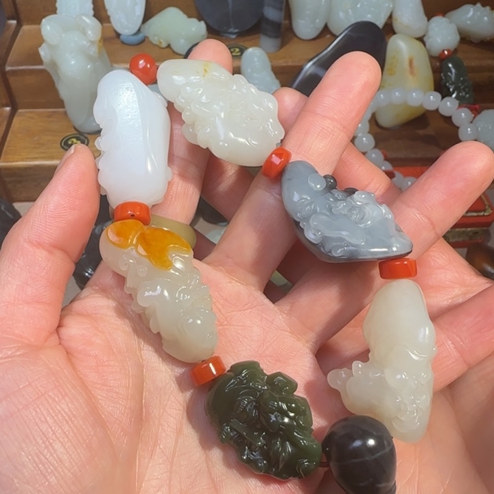 和田玉未镶嵌挂件