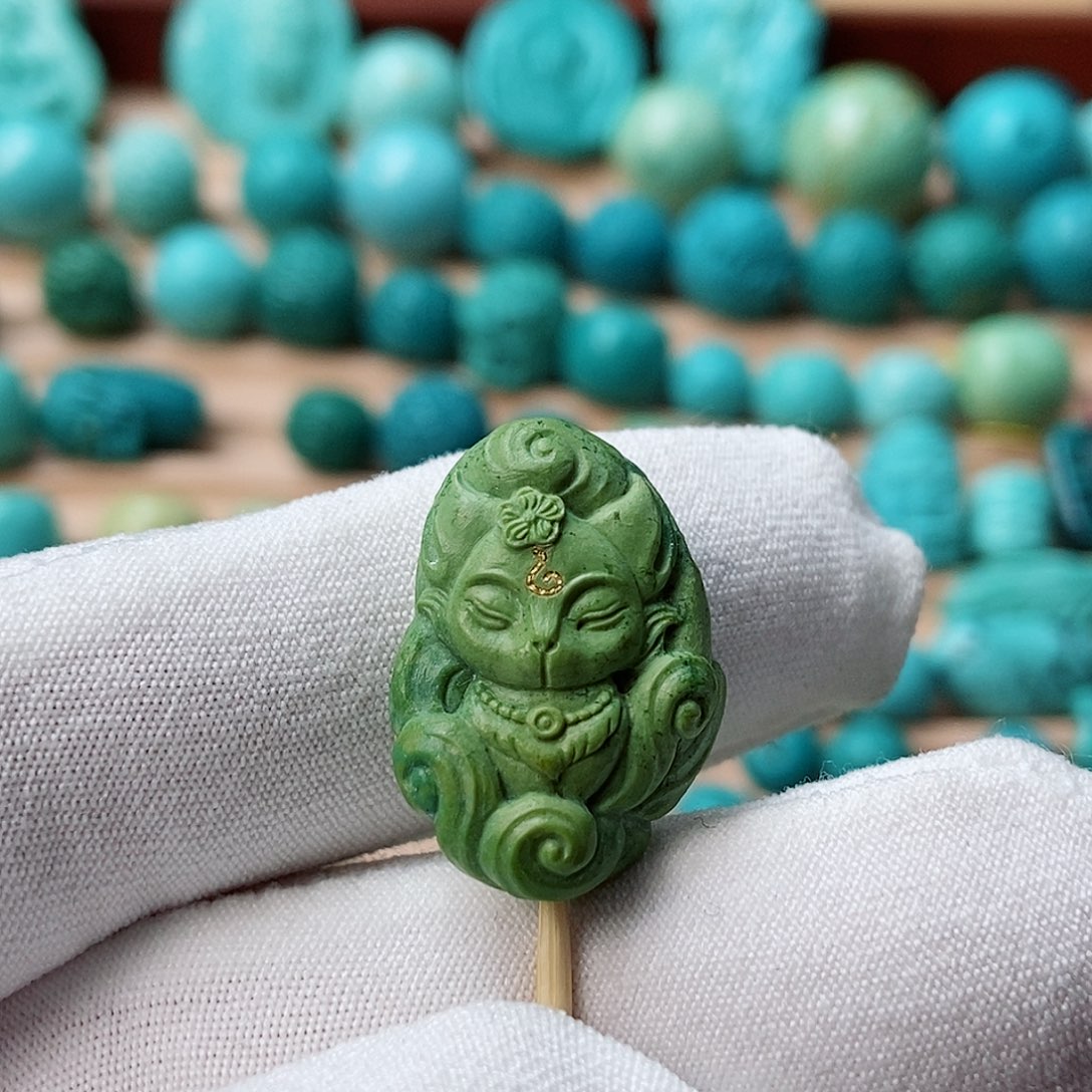 绿松石未镶嵌配饰菜籽黄狐仙4.34克