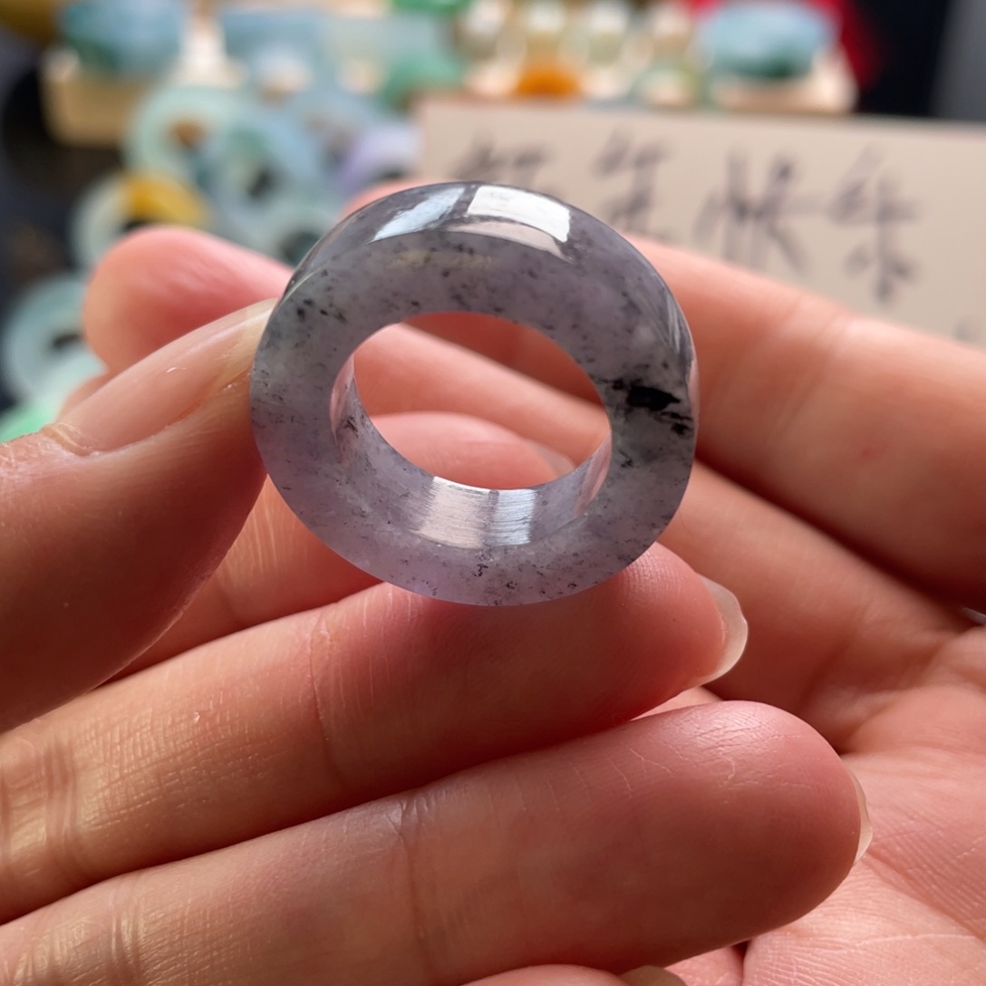 定制翡翠未镶嵌戒指